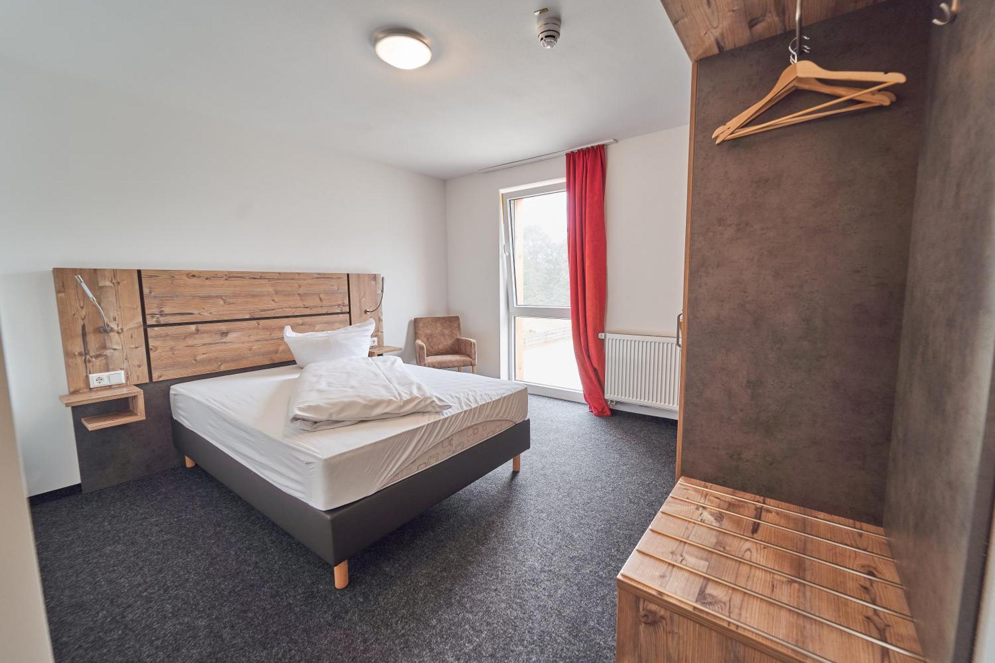 Hotel Am Interpark Großmehring Eksteriør bilde